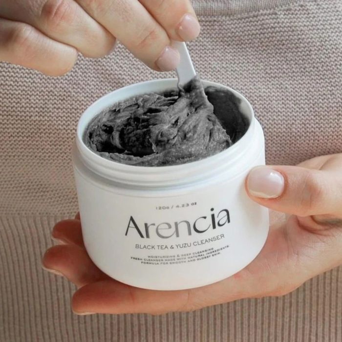 Arencia Black Tea Yuzu Cleanser